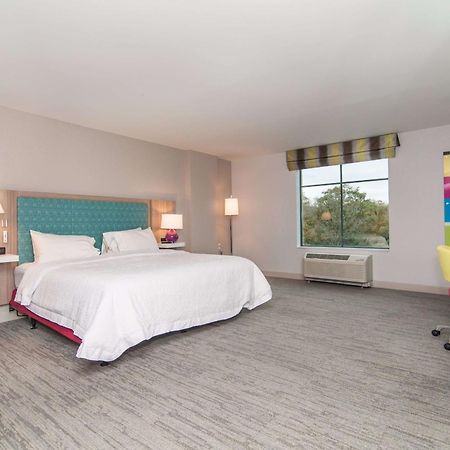 Hampton Inn Норидж Экстерьер фото