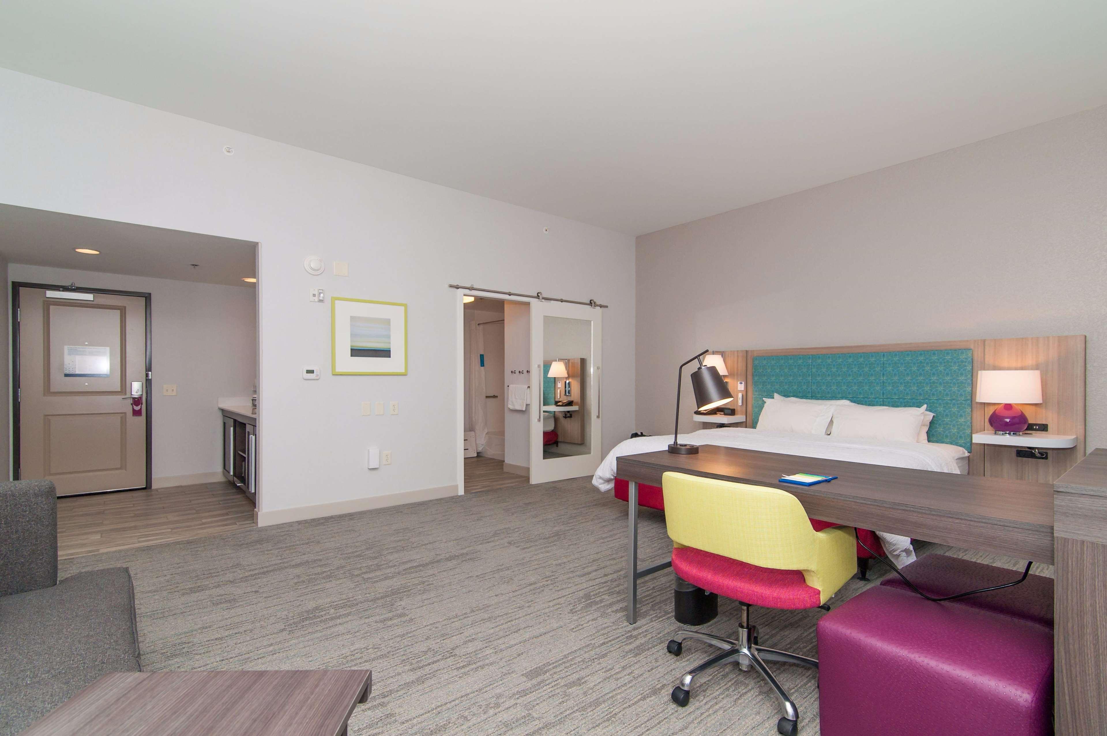 Hampton Inn Норидж Экстерьер фото