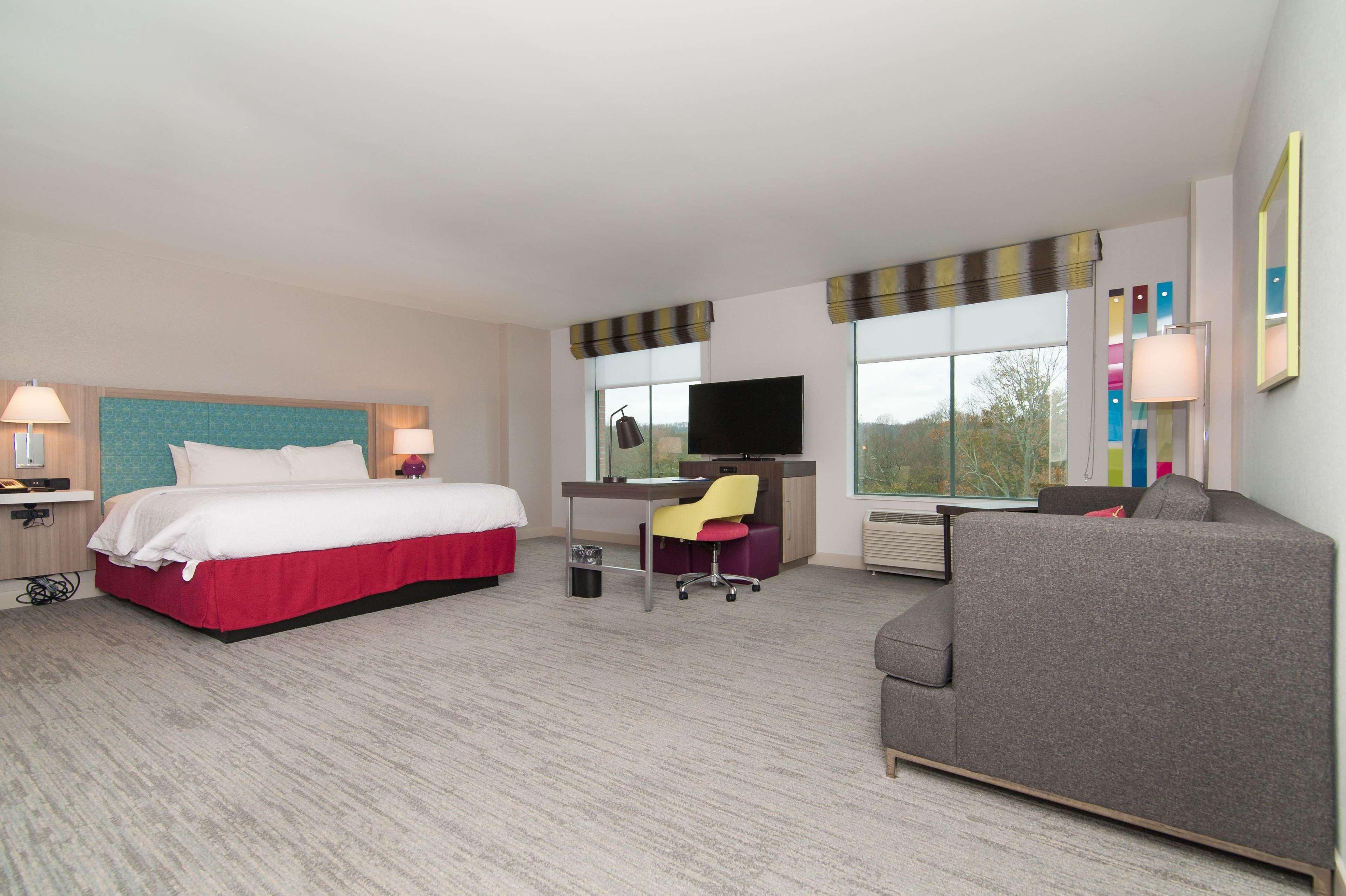 Hampton Inn Норидж Экстерьер фото