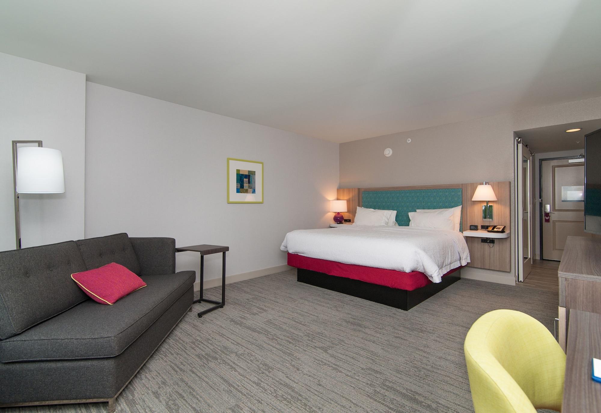Hampton Inn Норидж Экстерьер фото