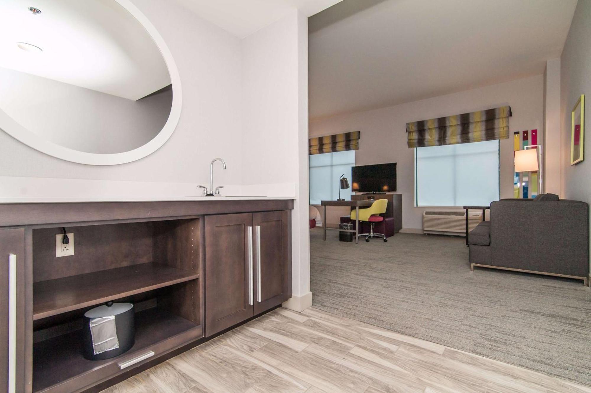 Hampton Inn Норидж Экстерьер фото